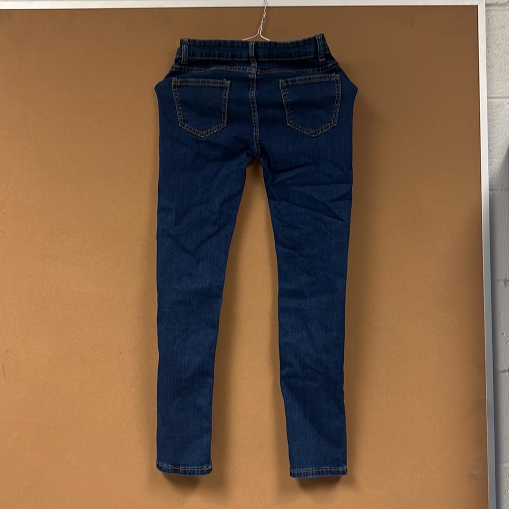Jeans - Picture 2 of 3